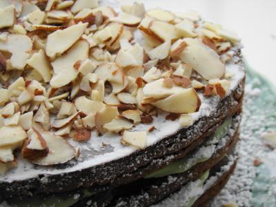 Bezlepkový mandlový dort 