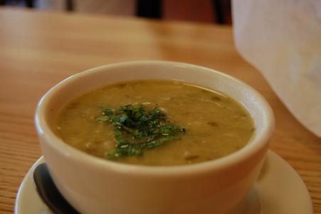 Bramboračka s kroupami