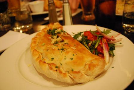 Calzone s krůtím masem