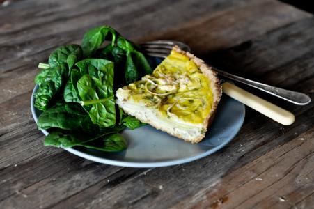 Cibulový koláč se sýrem