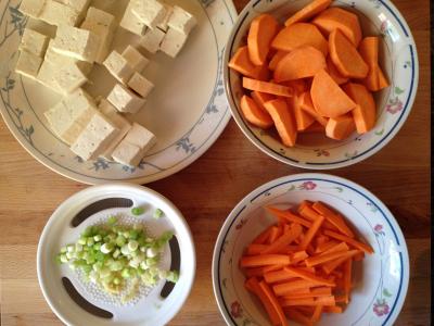 Dušená mrkev s tofu