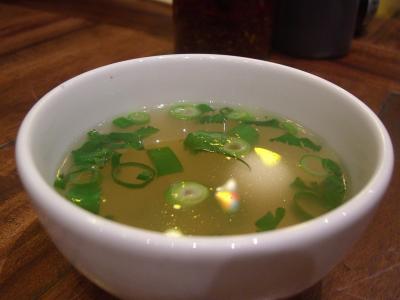 Hovězí polévka s krupicí