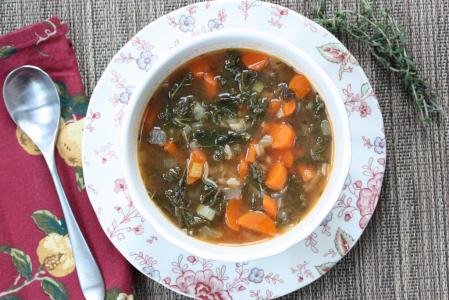 Kapustová polévka s rýží