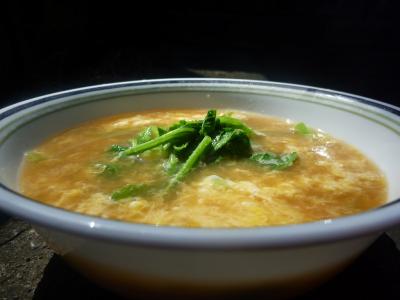 Kmínová polévka s vejci