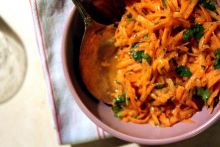 Korejský mrkvový salát