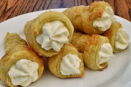 Kornoutky plněné Nivou