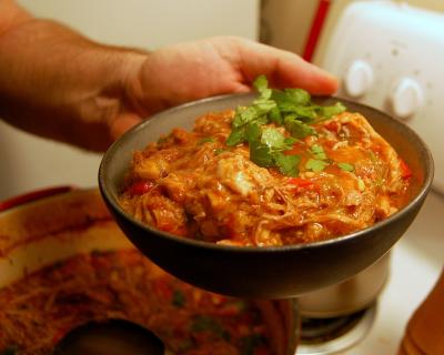 Krůtí guláš s klobásou