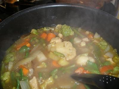 Květáková polévka s fazolkami