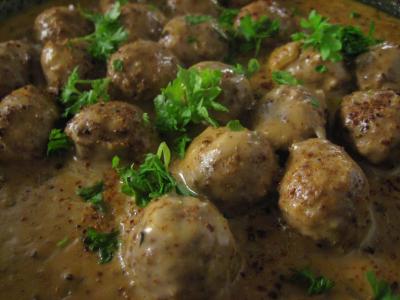 Masové kuličky v karí omáčce