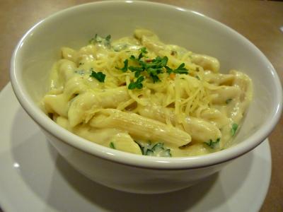 Penne se sýrovou omáčkou