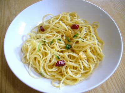 Špagety aglio, olio e peperoncino