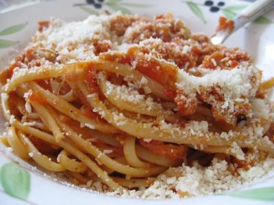 Špagety s medovou omáčkou