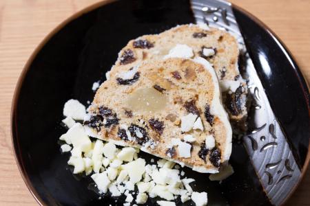 Tvarohová štola s čokoládou