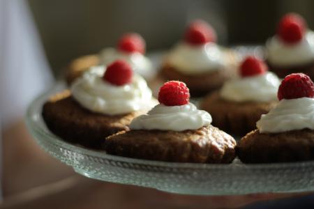 Vanilkové muffiny s malinami