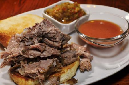 Vepřová pečeně na pivu a zázvoru