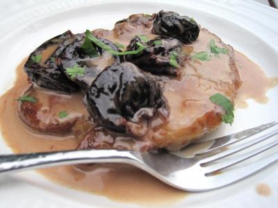 Vepřová pečeně na švestkách