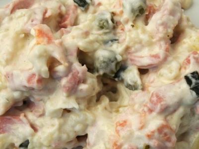 Domácí vlašský salát na chlebíčky