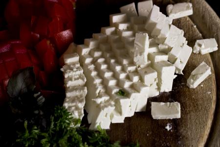 Domácí kozí sýr s pistáciemi