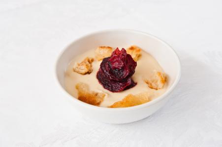 Květákový krém se sýrem