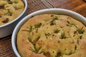Focaccia alla genovese (fokáča)