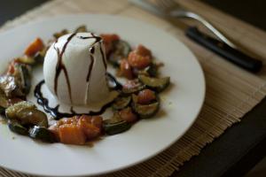 Mozzarella s grilovanou zeleninou