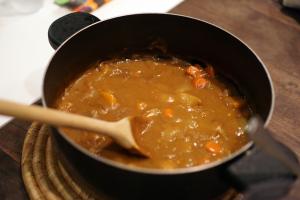 Zeleninové kari s dýní a cizrnou