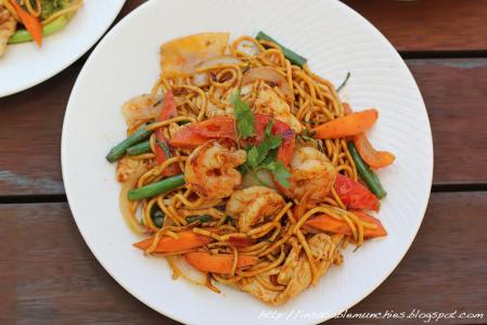 Asijské nudle s mořskými plody